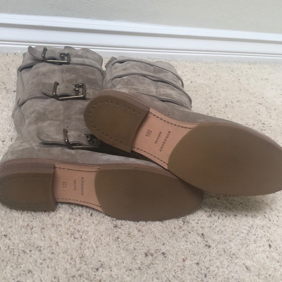 Burberry suede buckle boots. Gently used - Picture 4 of 4